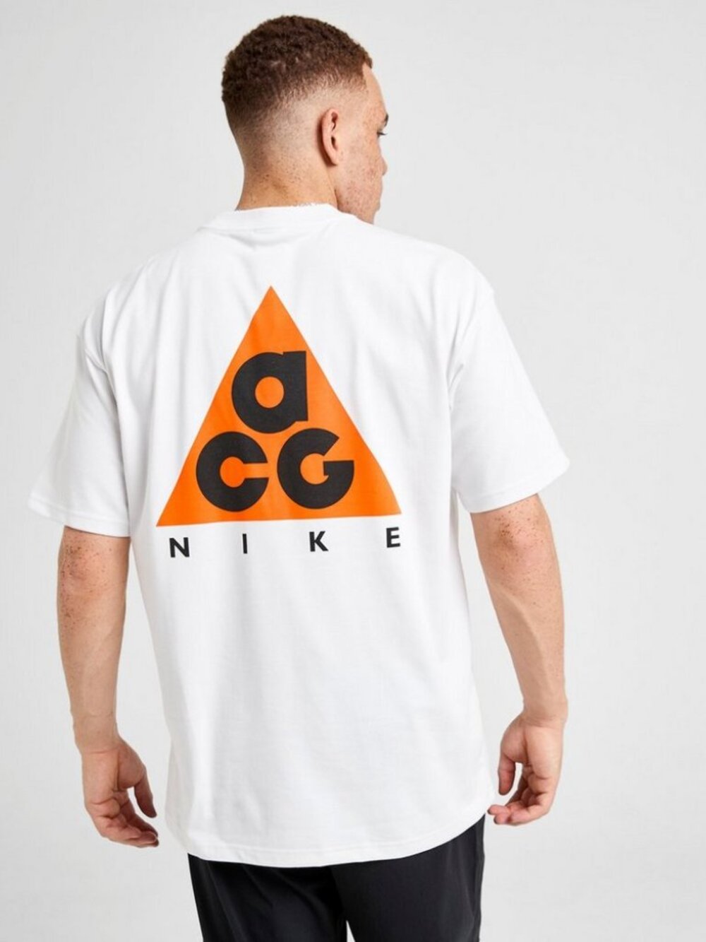 NIKE ACG SUMMIT WHITE ORANGE MAX90 T-SHIRT LOOSE FIT